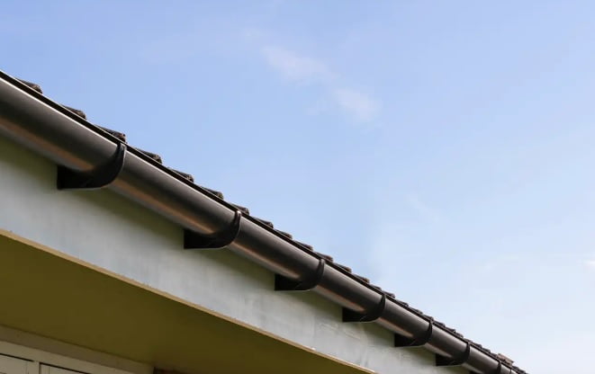 Рупласт коричневый на кровле